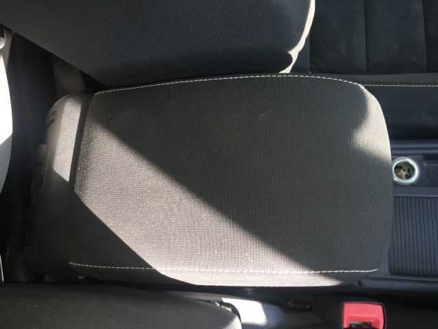 Volkswagen Golf7 2013-2016 Çıkma Yedek Kol Dayama